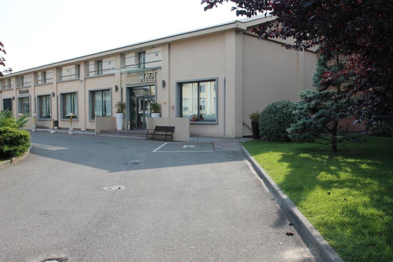 Mh Hotel Piacenza Fiera Экстерьер фото