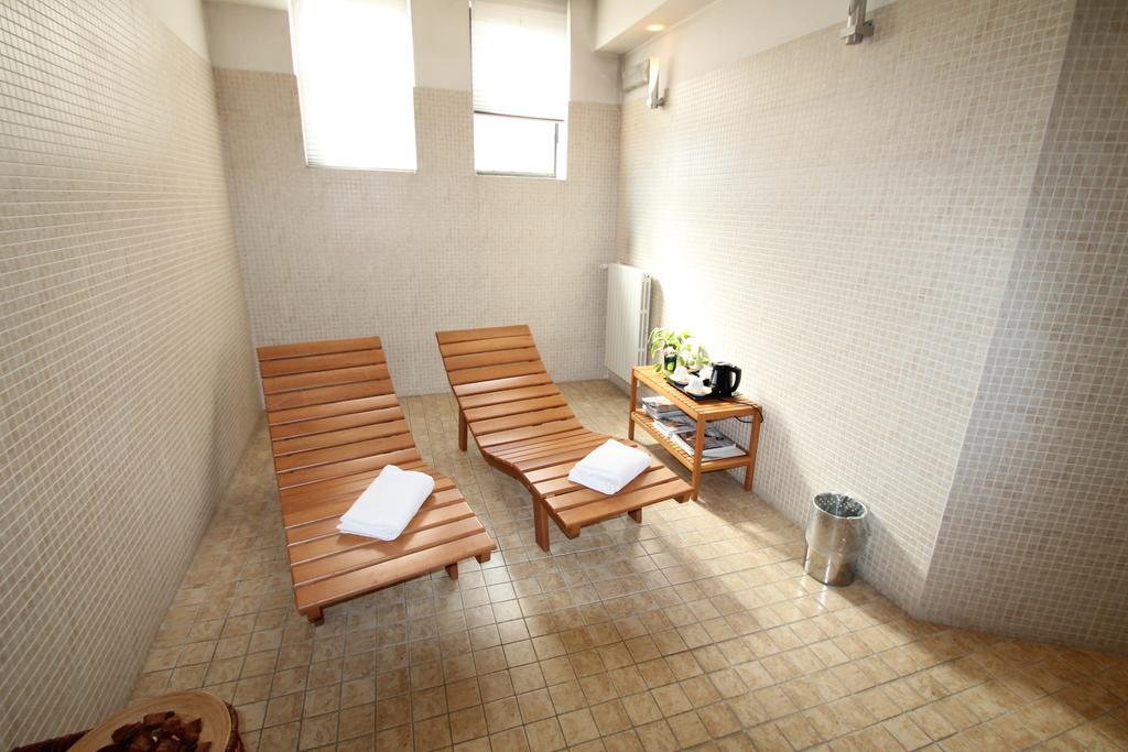 Mh Hotel Piacenza Fiera Экстерьер фото