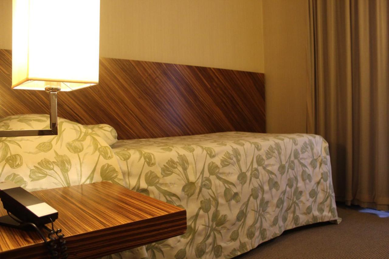Mh Hotel Piacenza Fiera Экстерьер фото