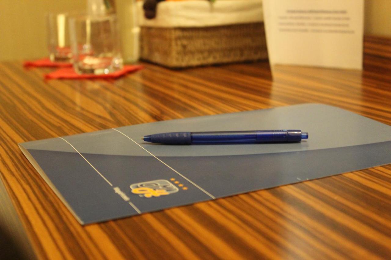 Mh Hotel Piacenza Fiera Экстерьер фото