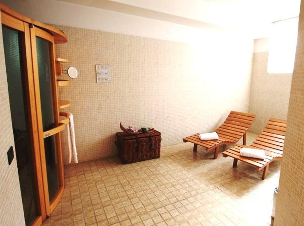 Mh Hotel Piacenza Fiera Экстерьер фото